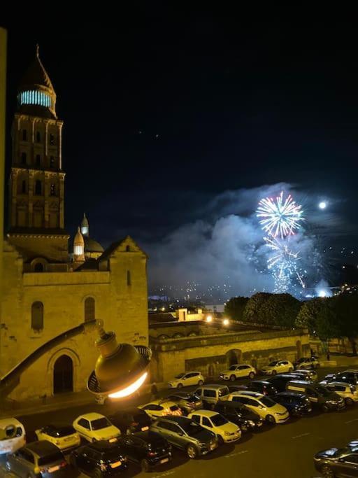 Superbe Duplex Vue Cathedrale Exceptionnelle Lägenhet Périgueux Exteriör bild
