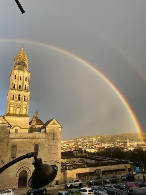 Superbe Duplex Vue Cathedrale Exceptionnelle Lägenhet Périgueux Exteriör bild