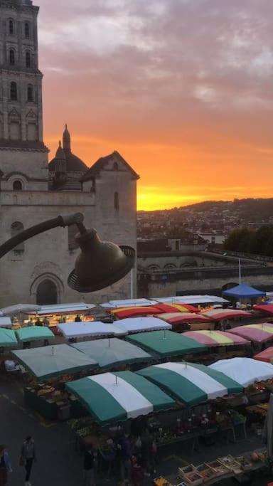 Superbe Duplex Vue Cathedrale Exceptionnelle Lägenhet Périgueux Exteriör bild