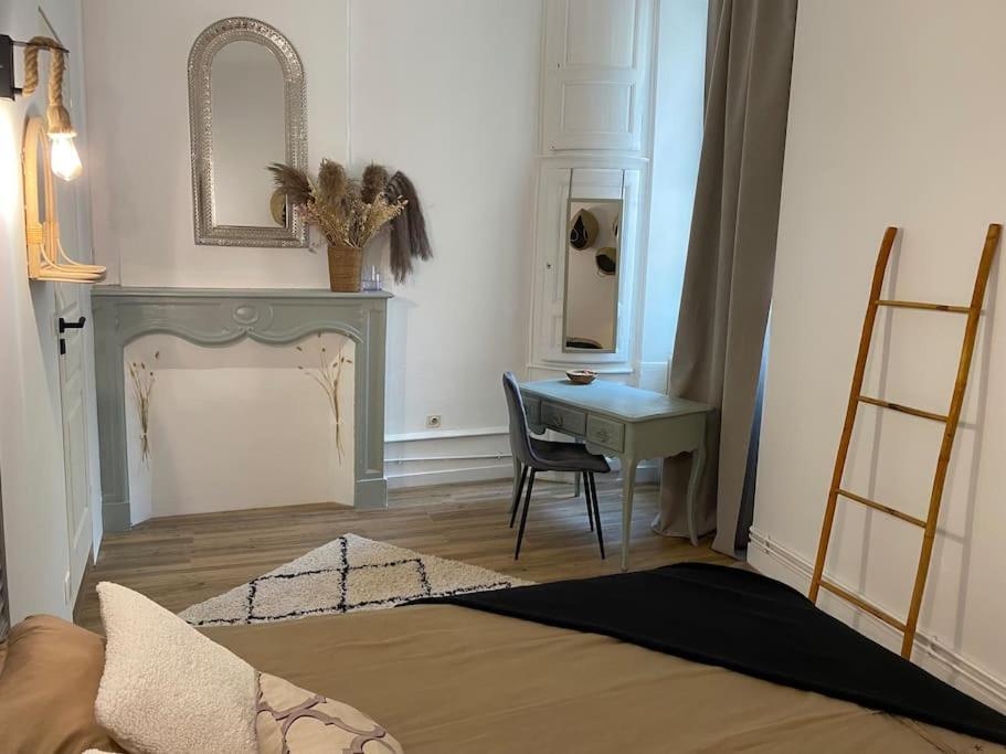 Superbe Duplex Vue Cathedrale Exceptionnelle Lägenhet Périgueux Exteriör bild